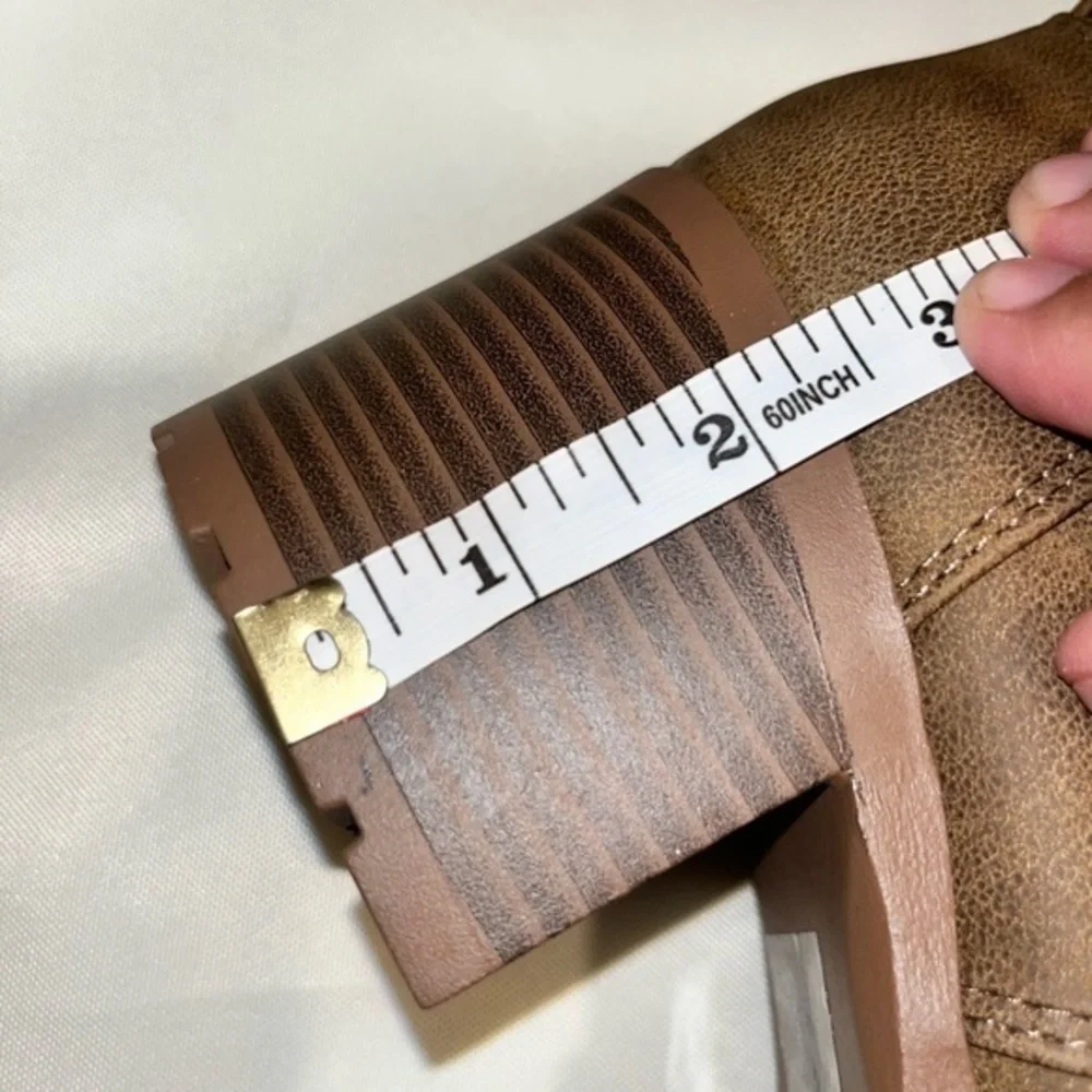 Soda‎ women ankle boots brand new size 10. Warm taupe with box. - Picture 5 of 7